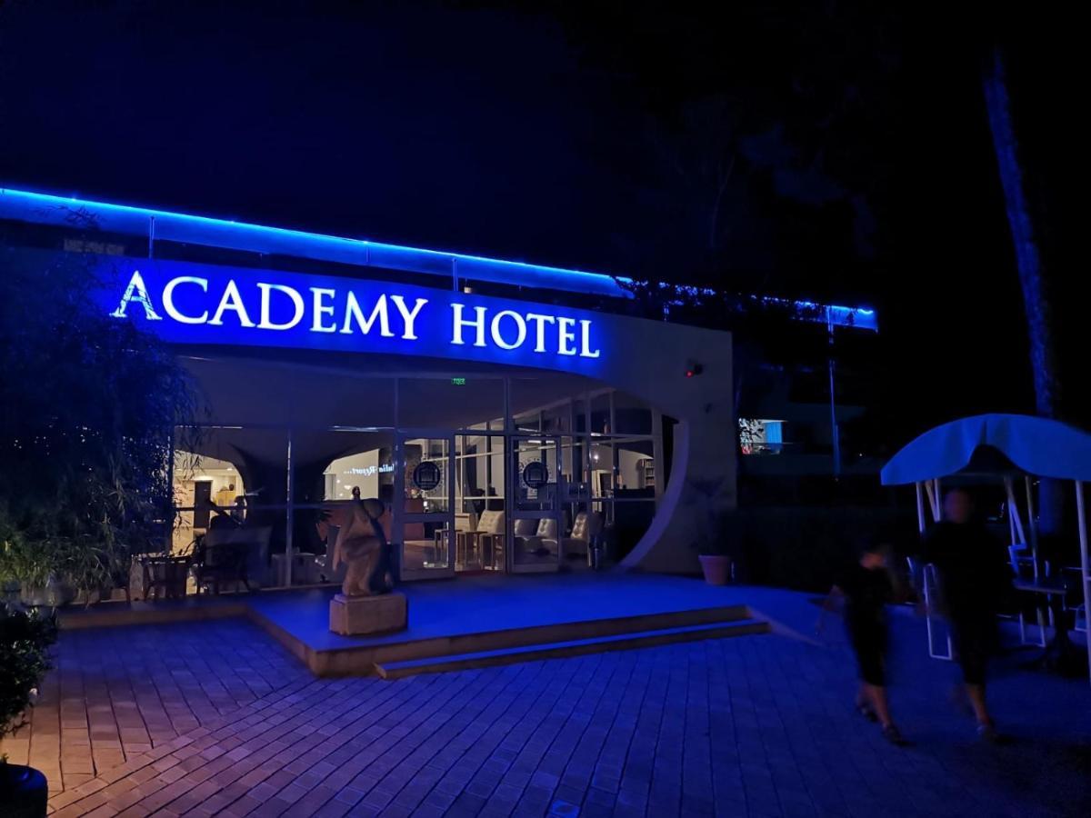 Academy Hotel Venus Zewnętrze zdjęcie